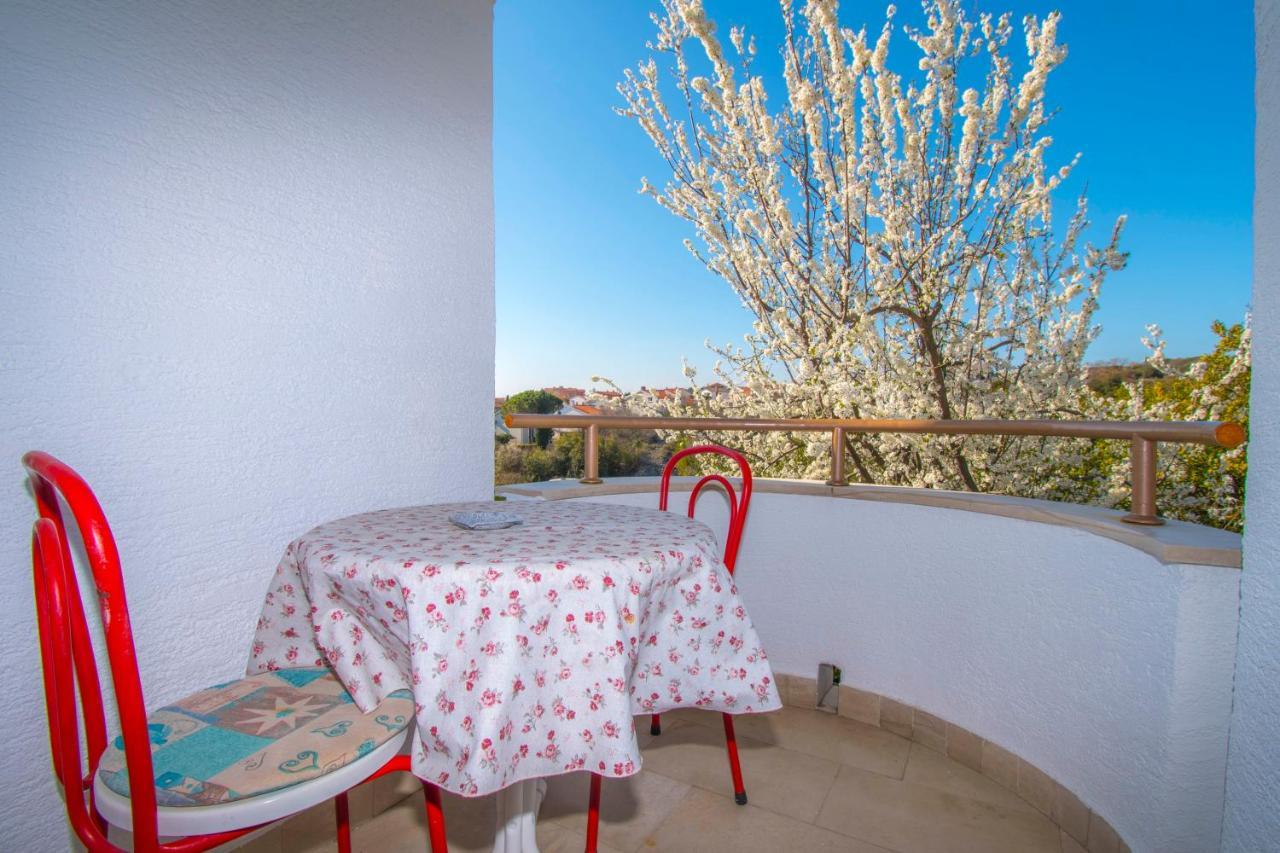 Apartments Grand & Plav In Krk Veglia Exterior foto