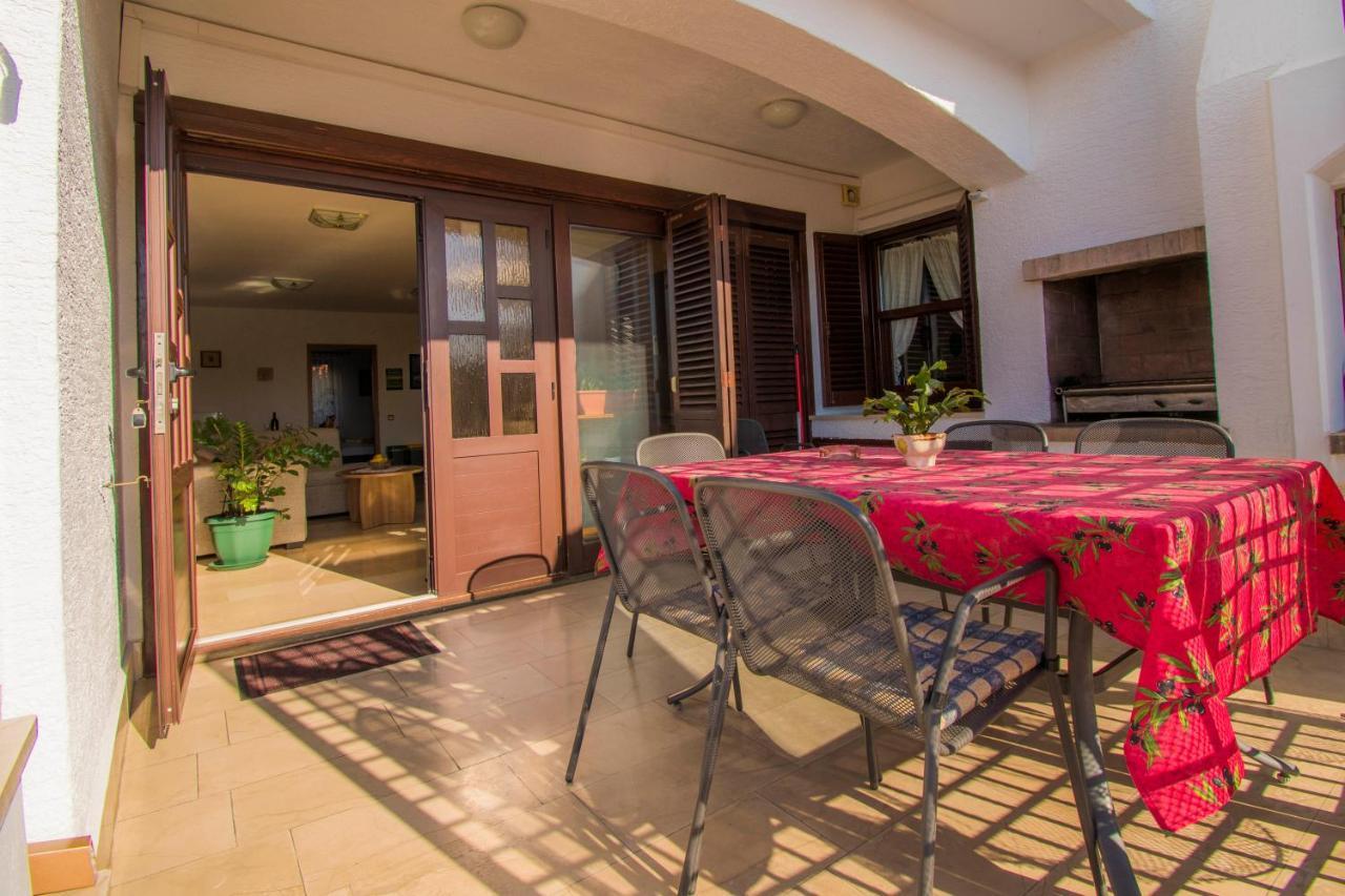 Apartments Grand & Plav In Krk Veglia Exterior foto