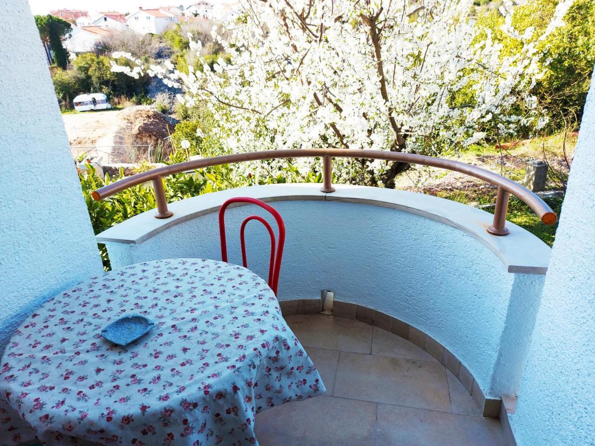 Apartments Grand & Plav In Krk Veglia Exterior foto
