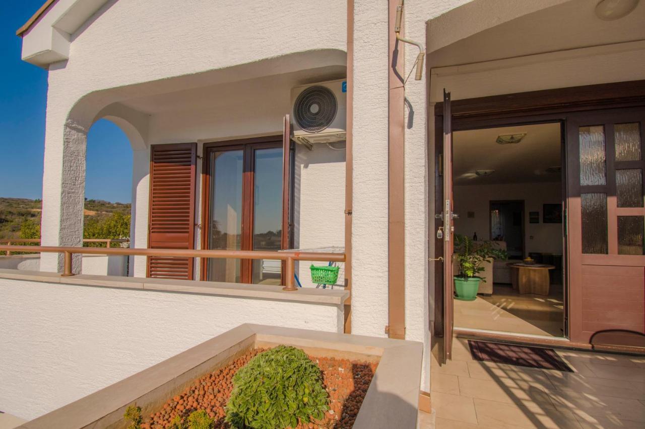 Apartments Grand & Plav In Krk Veglia Exterior foto